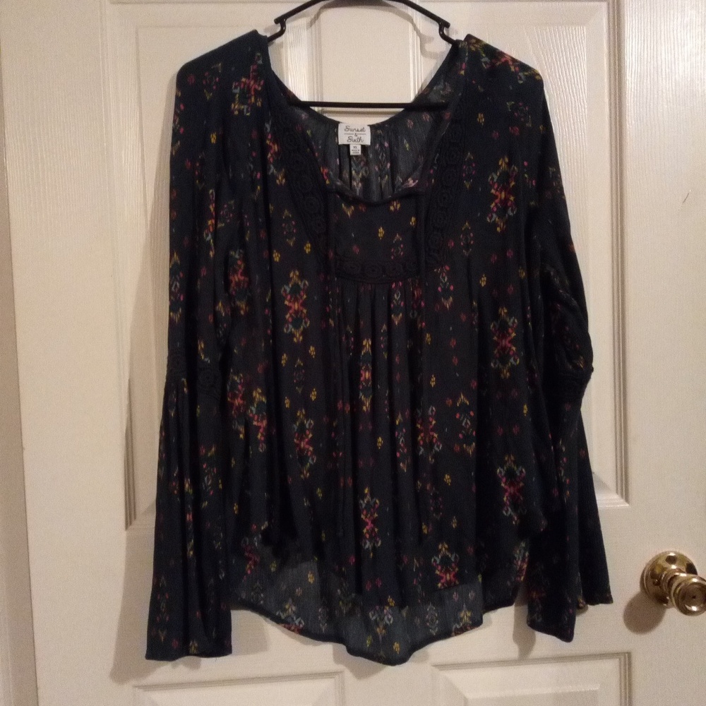 Worn once no stains or holes nor any sign of use